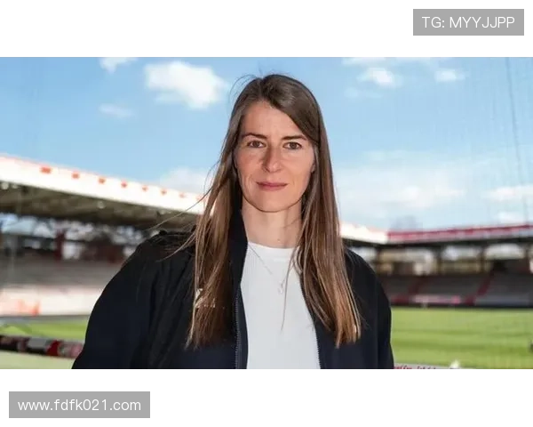 柏林联合首训亮点：埃塔表现引热议